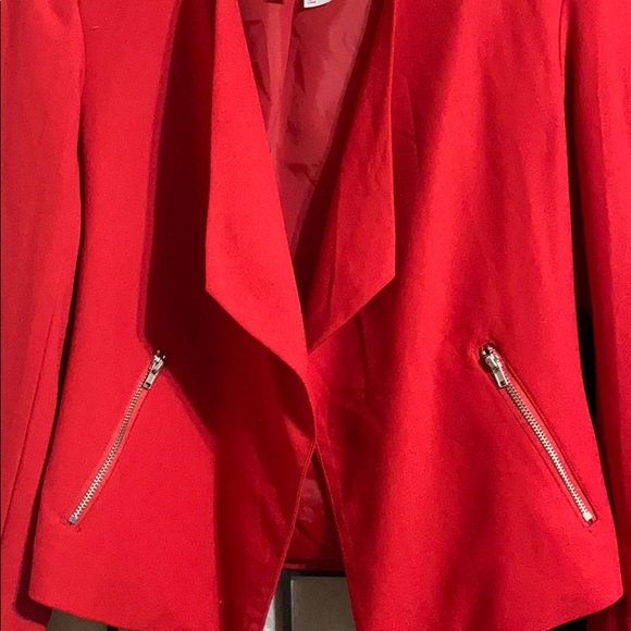 Blazer - Picture 3 of 3